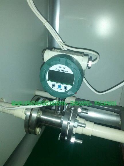 液体涡轮综合好色常用于计量水的配料，定量控制系统